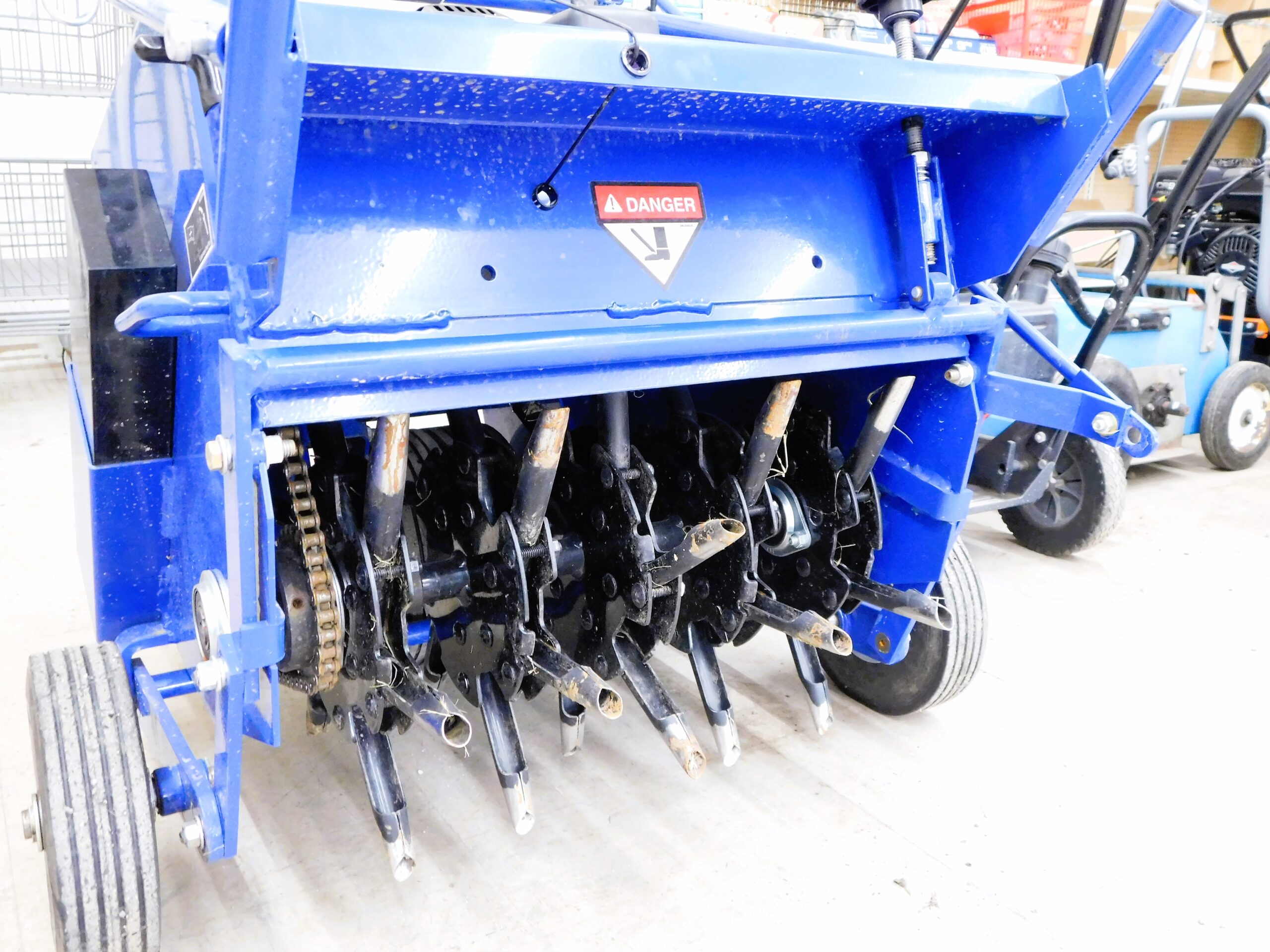 Lawn Aerator Geneseo Hardware & Rental